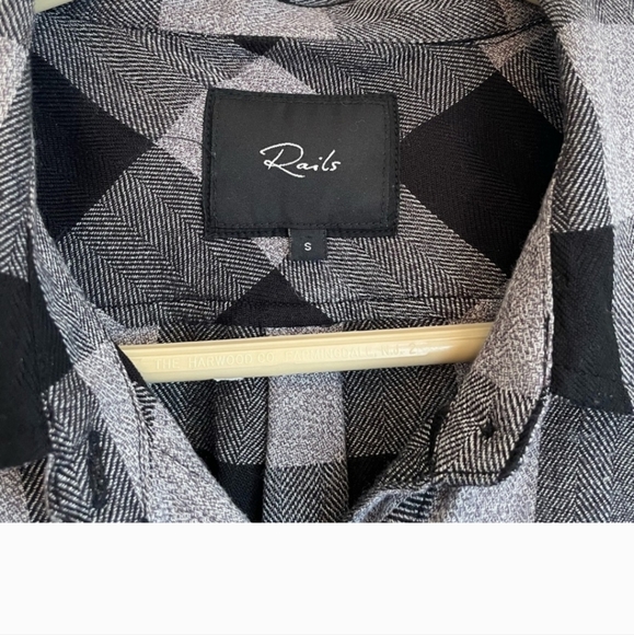 Rails button up - Picture 3 of 6